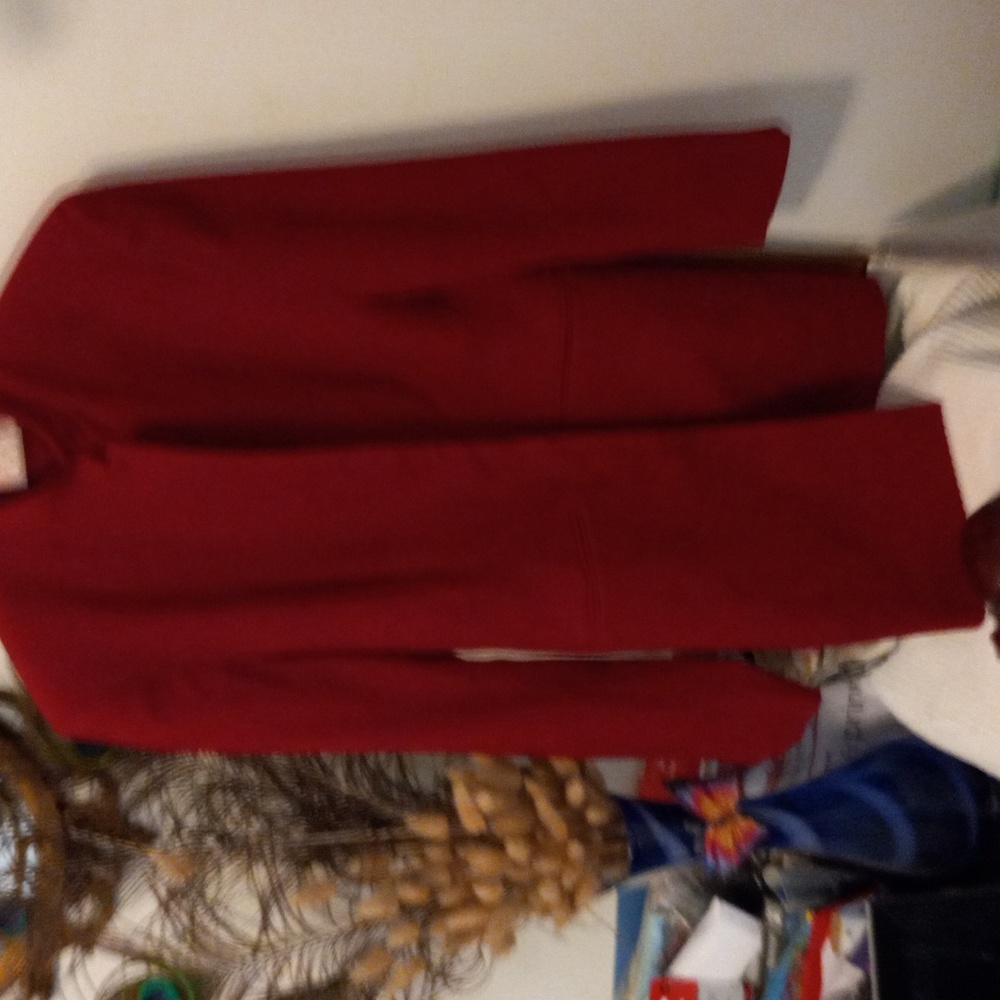 Like velvet feel coat  red really pretty